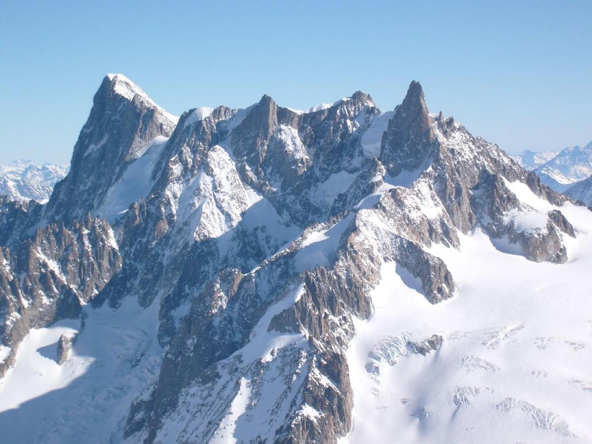 Appartement T2 Chamonix Centre Balcon Vue Mont Blanc Exterior photo